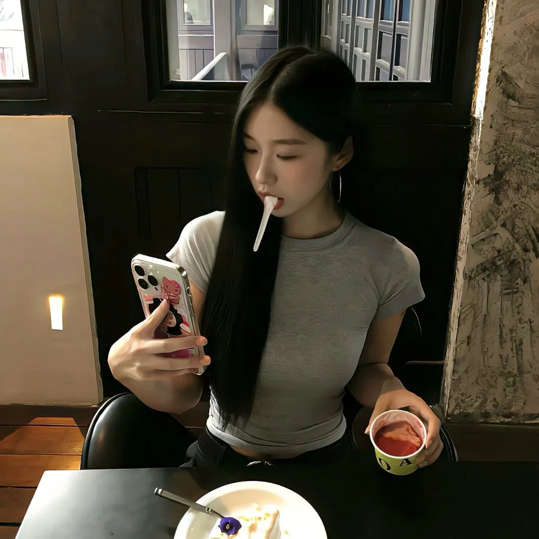 五个女生